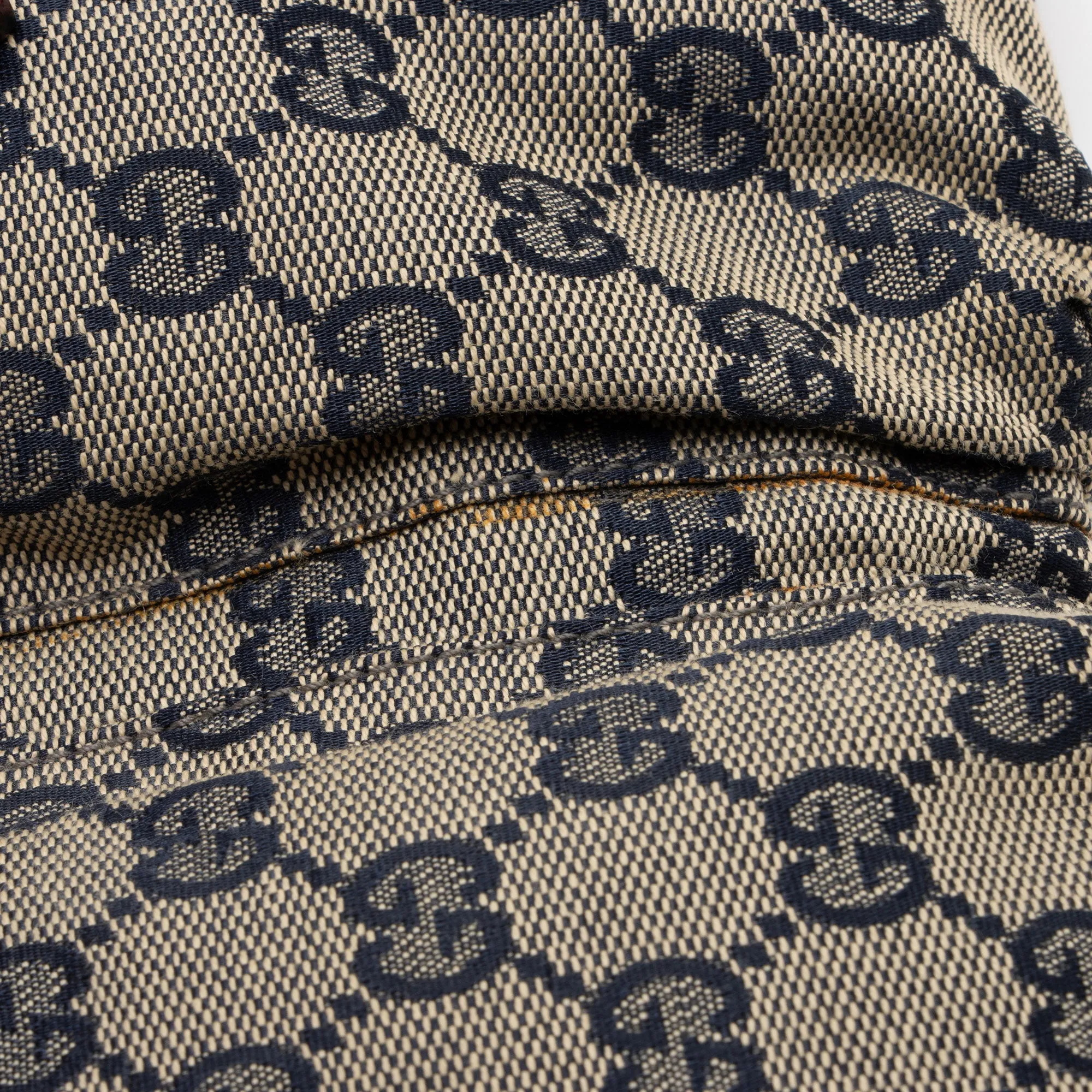 Gucci GG Canvas Belt Bag (SHF-agiGXL)
