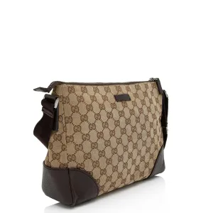 Gucci GG Canvas Medium Messenger Bag (SHF-xVfo2X)