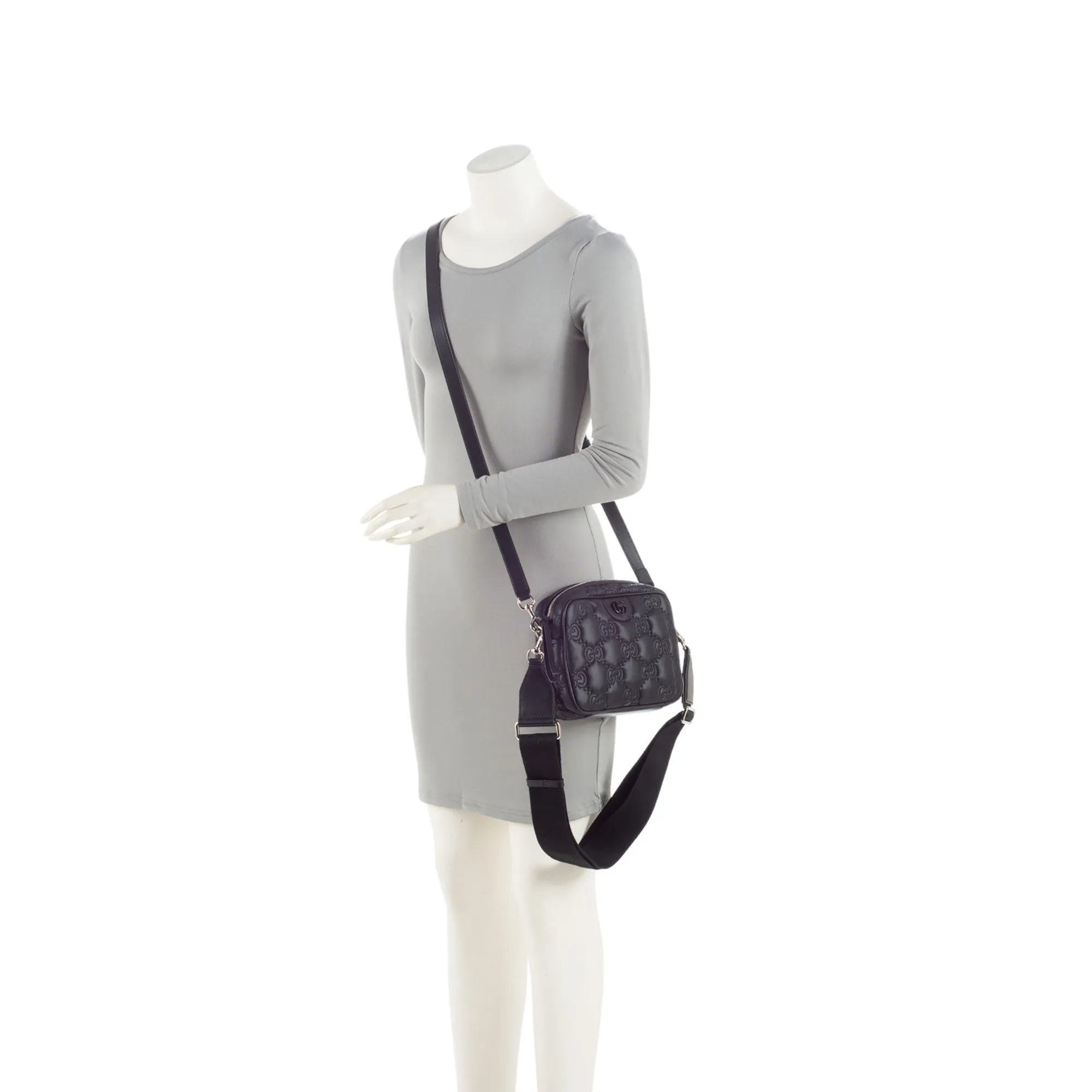 Gucci GG Matelasse Small Shoulder Bag (SHF-lqqc7w)