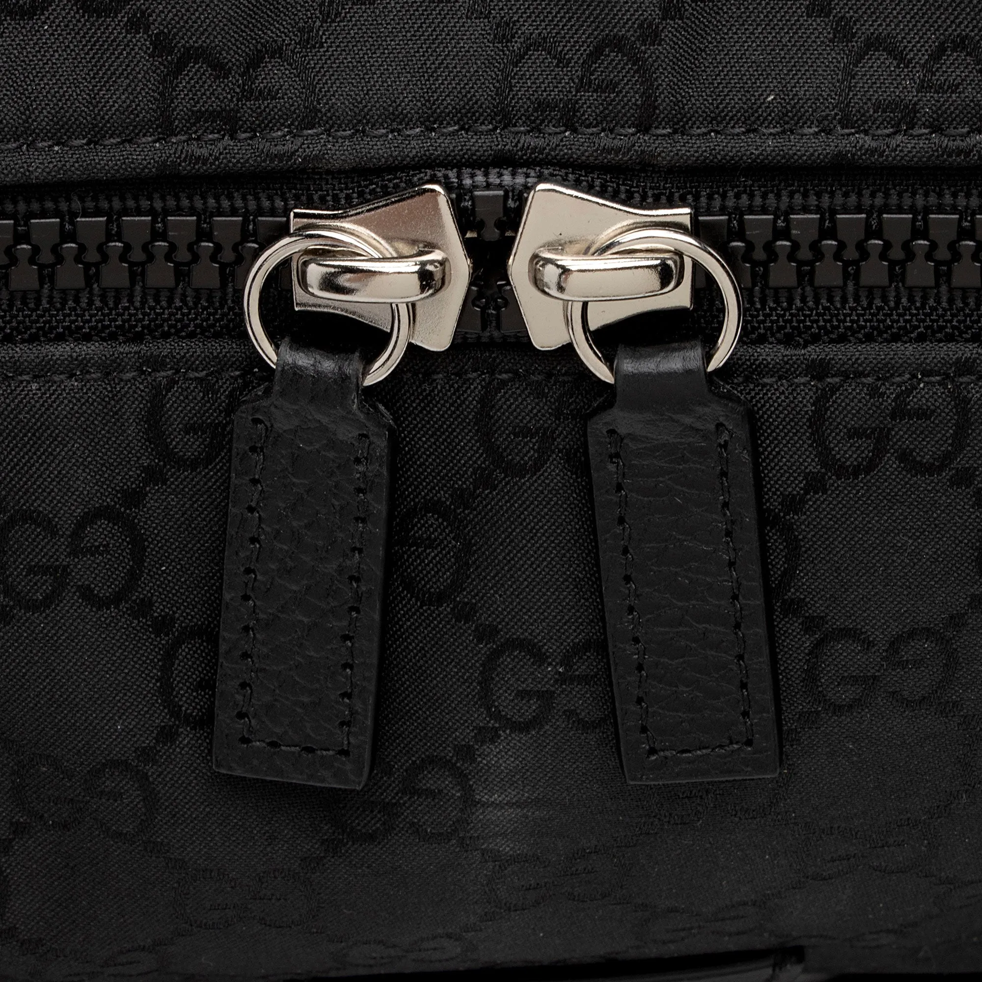 Gucci GG Nylon Travel Duffle Bag (SHF-QIDbW5)