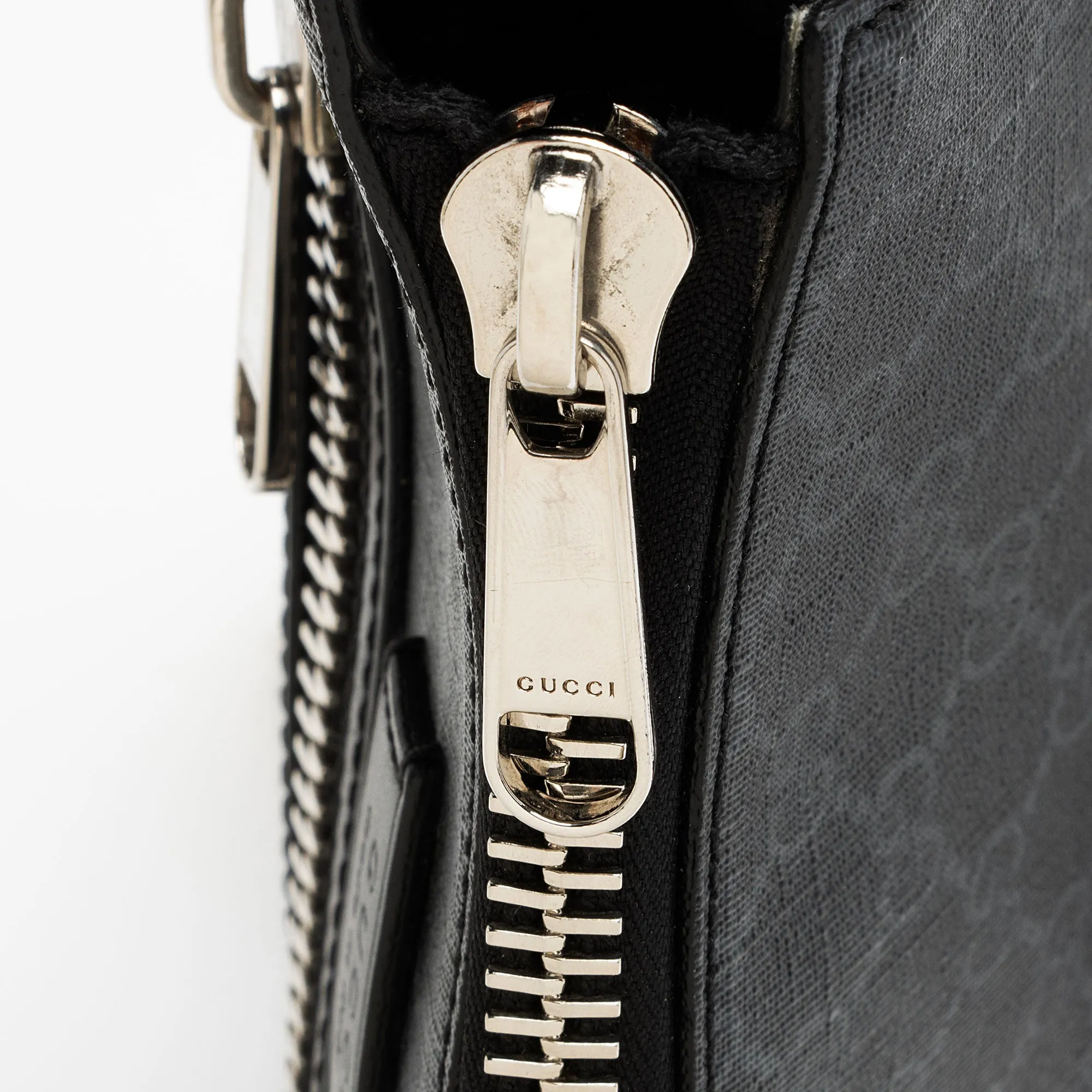 Gucci GG Supreme Small Messenger (SHF-kQ3DUd)