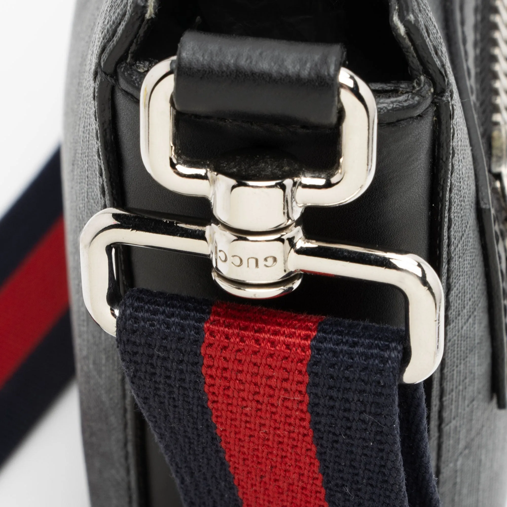 Gucci GG Supreme Small Messenger (SHF-kQ3DUd)