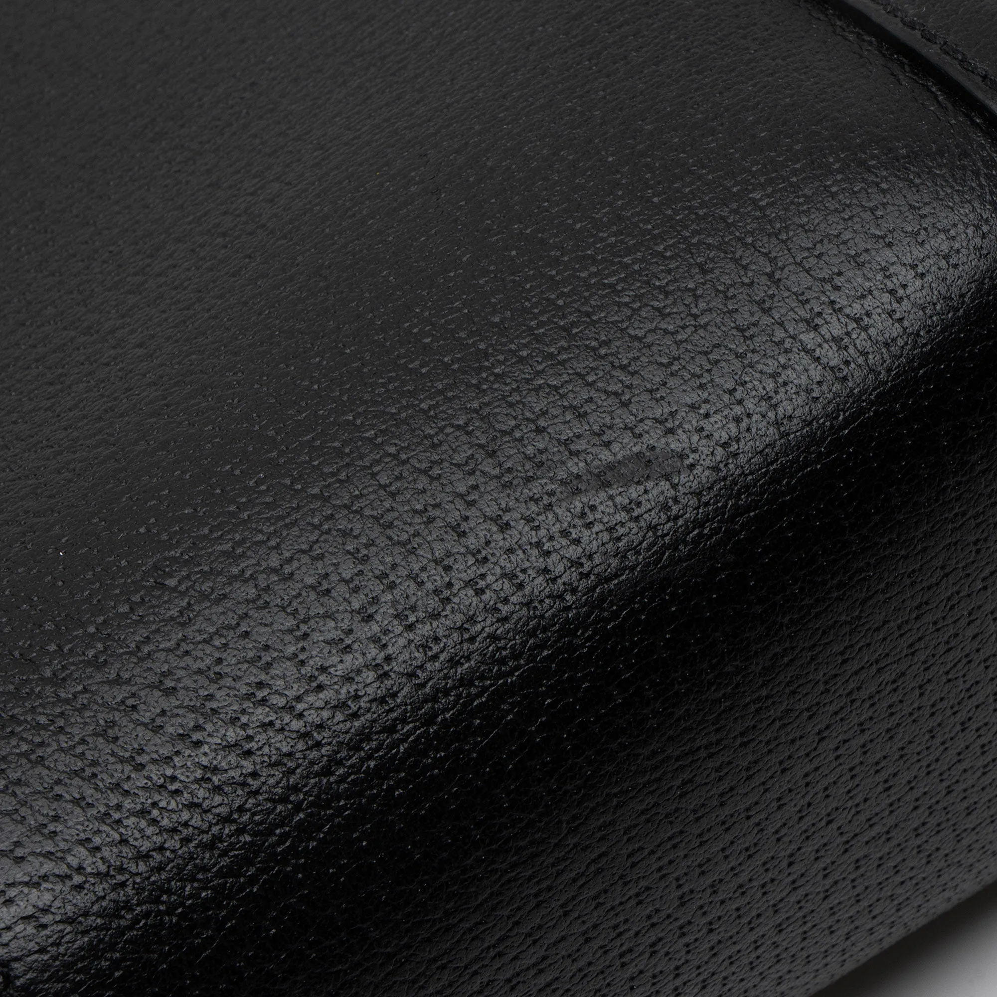 Gucci Leather Ophidia Medium Shoulder Bag (SHF-o8t9MR)