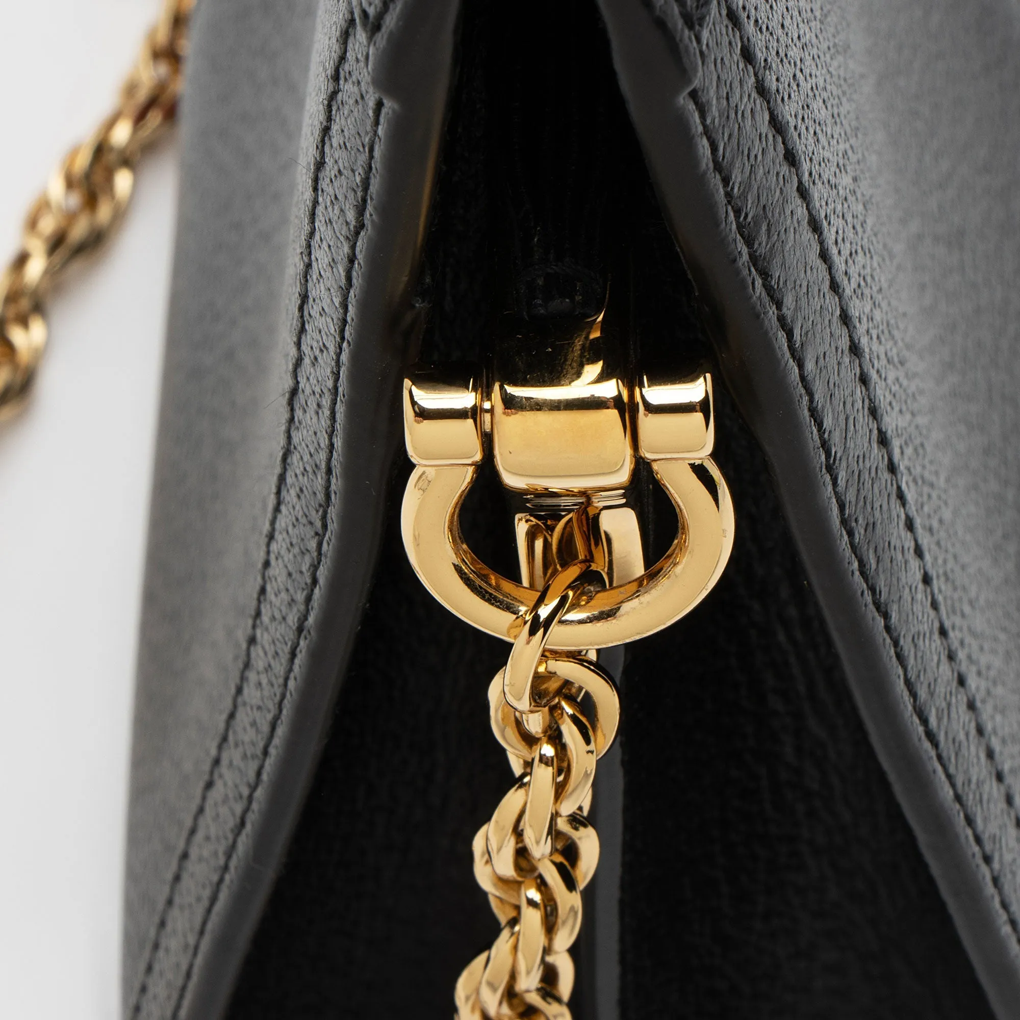 Gucci Leather Ophidia Medium Shoulder Bag (SHF-o8t9MR)