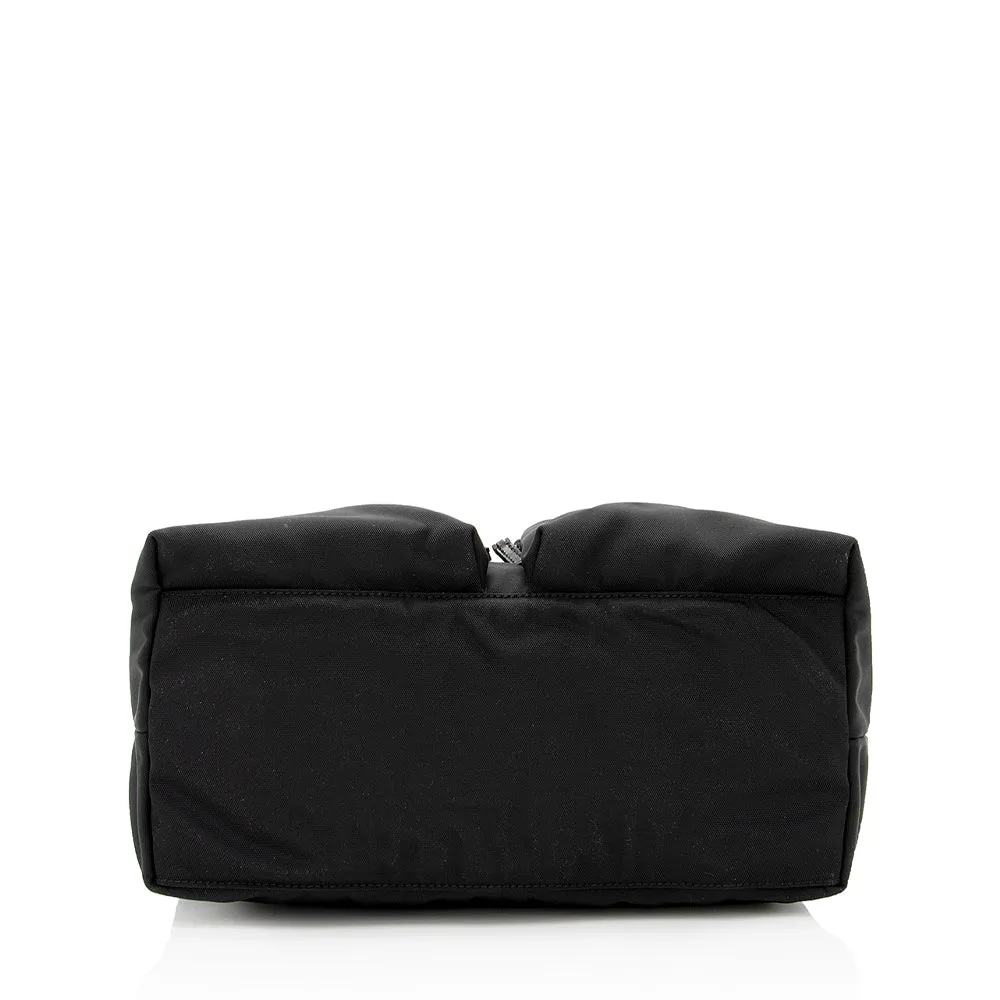 Gucci Nylon Pocket Hobo (SHF-19926)