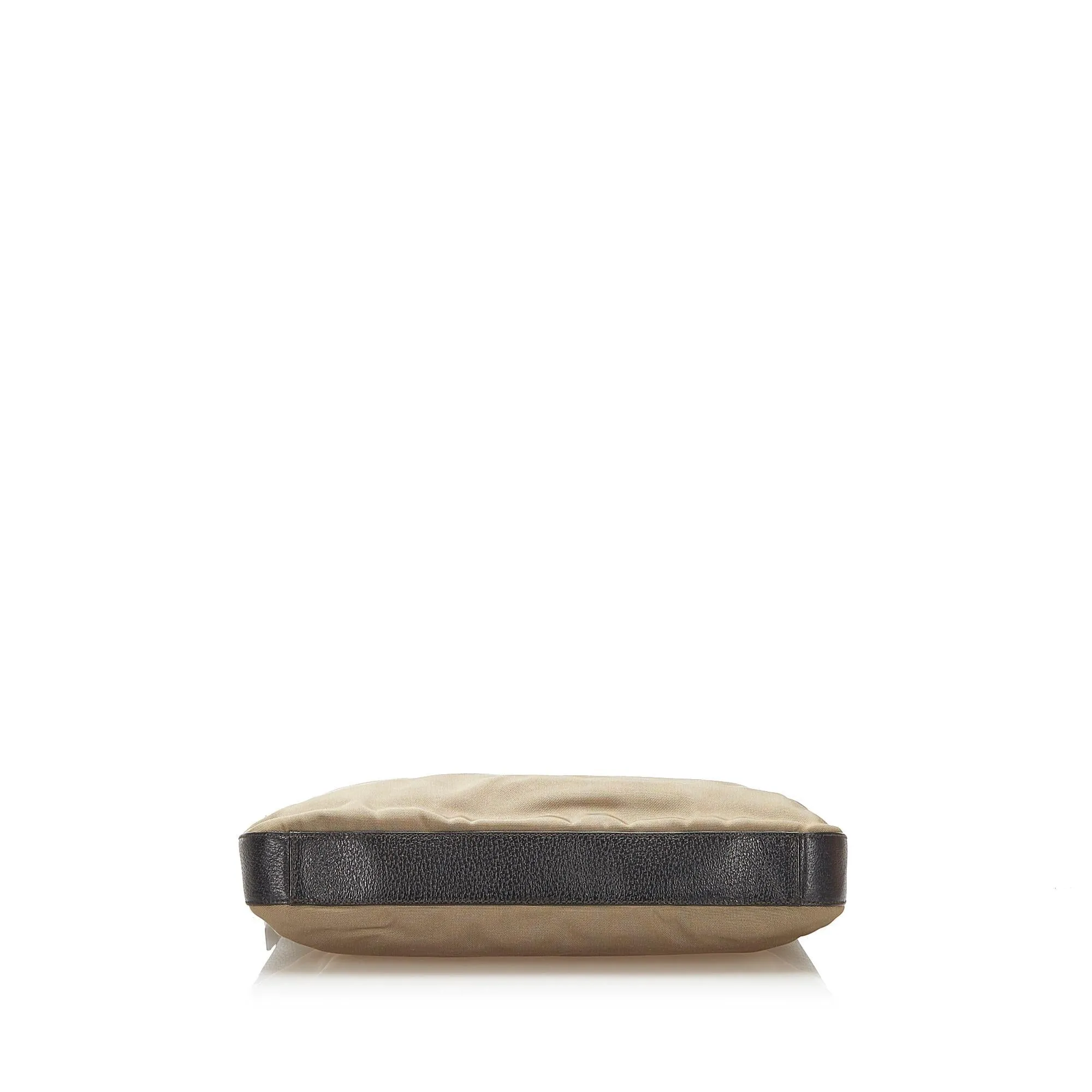 Gucci Nylon Shoulder Bag (SHG-32183)