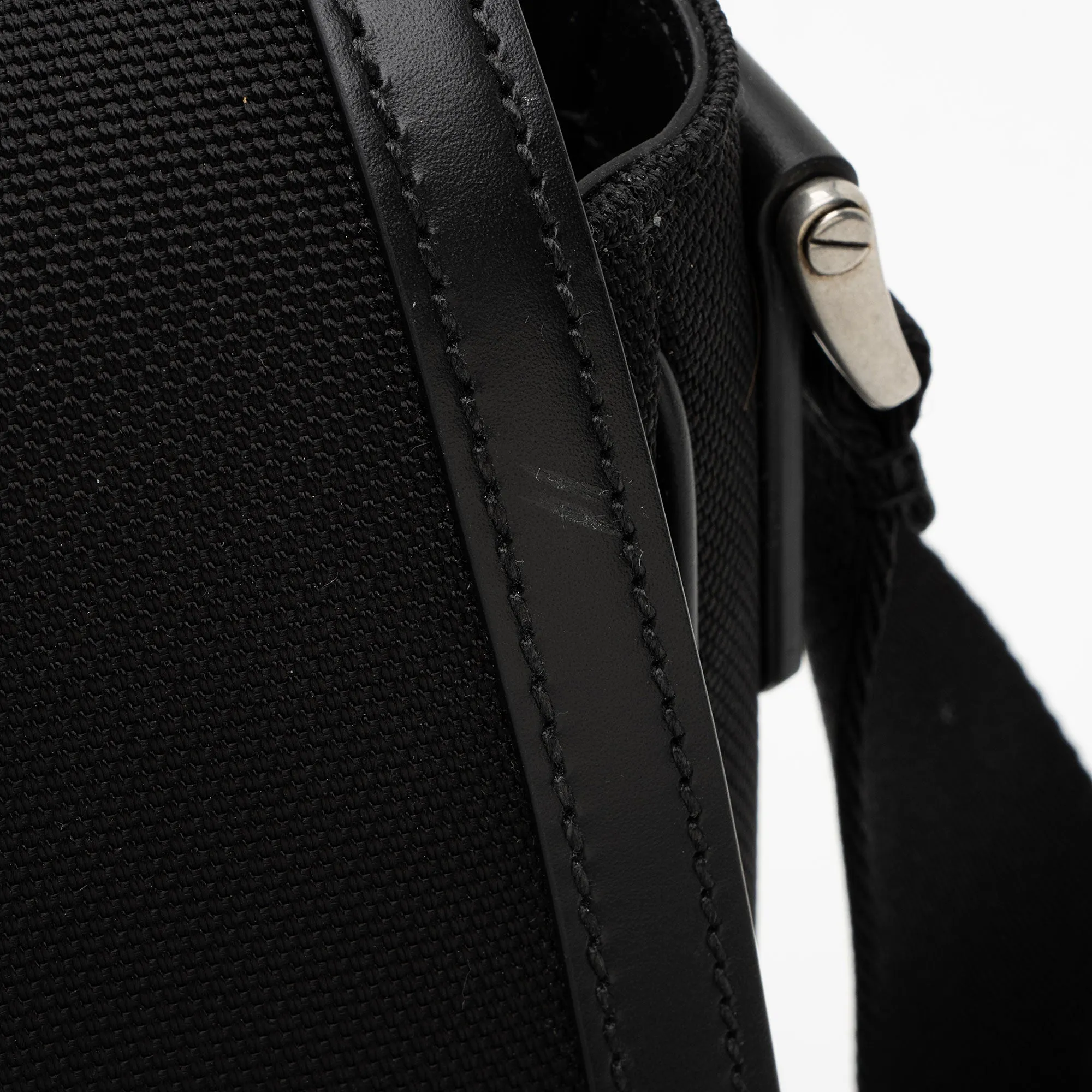 Gucci Techno Canvas Web Flap Messenger Bag (SHF-TK0IAS)