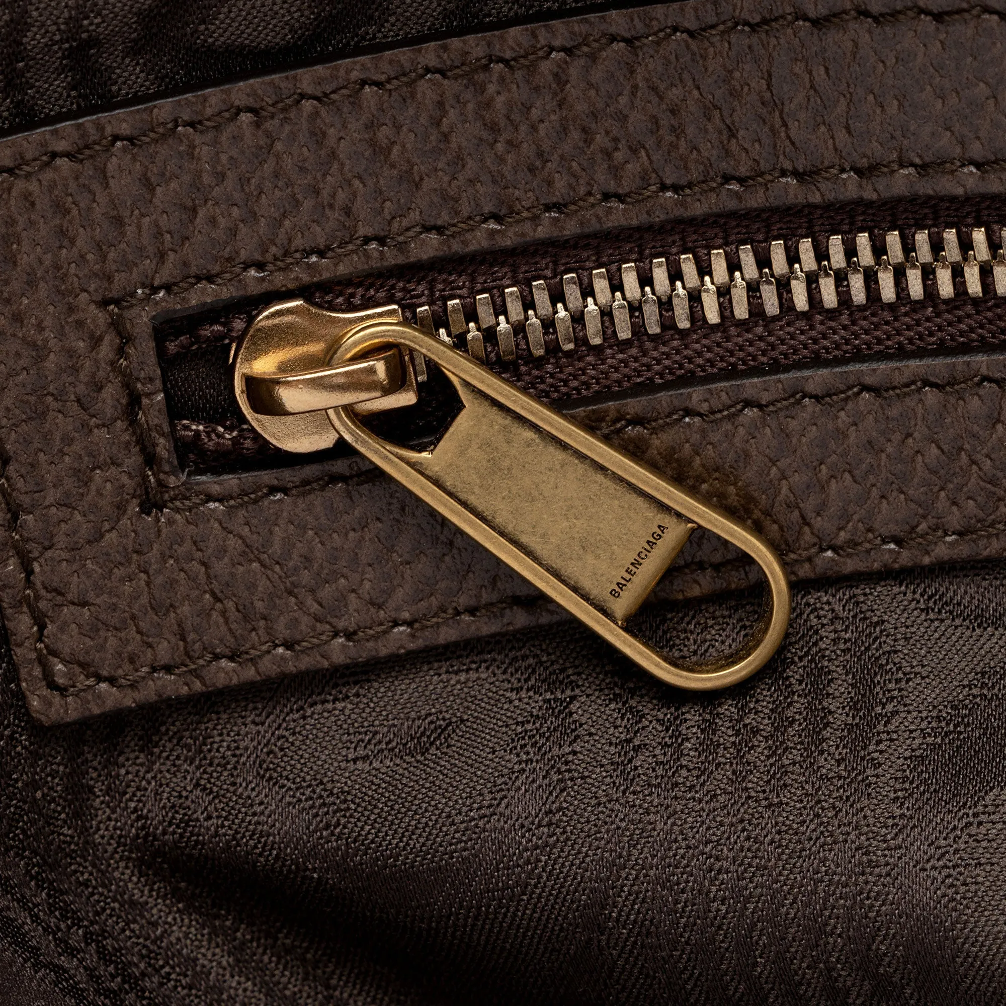Gucci x Balenciaga GG Supreme The Hacker Project Graffiti Duffle Bag (SHF-qGpKTv)
