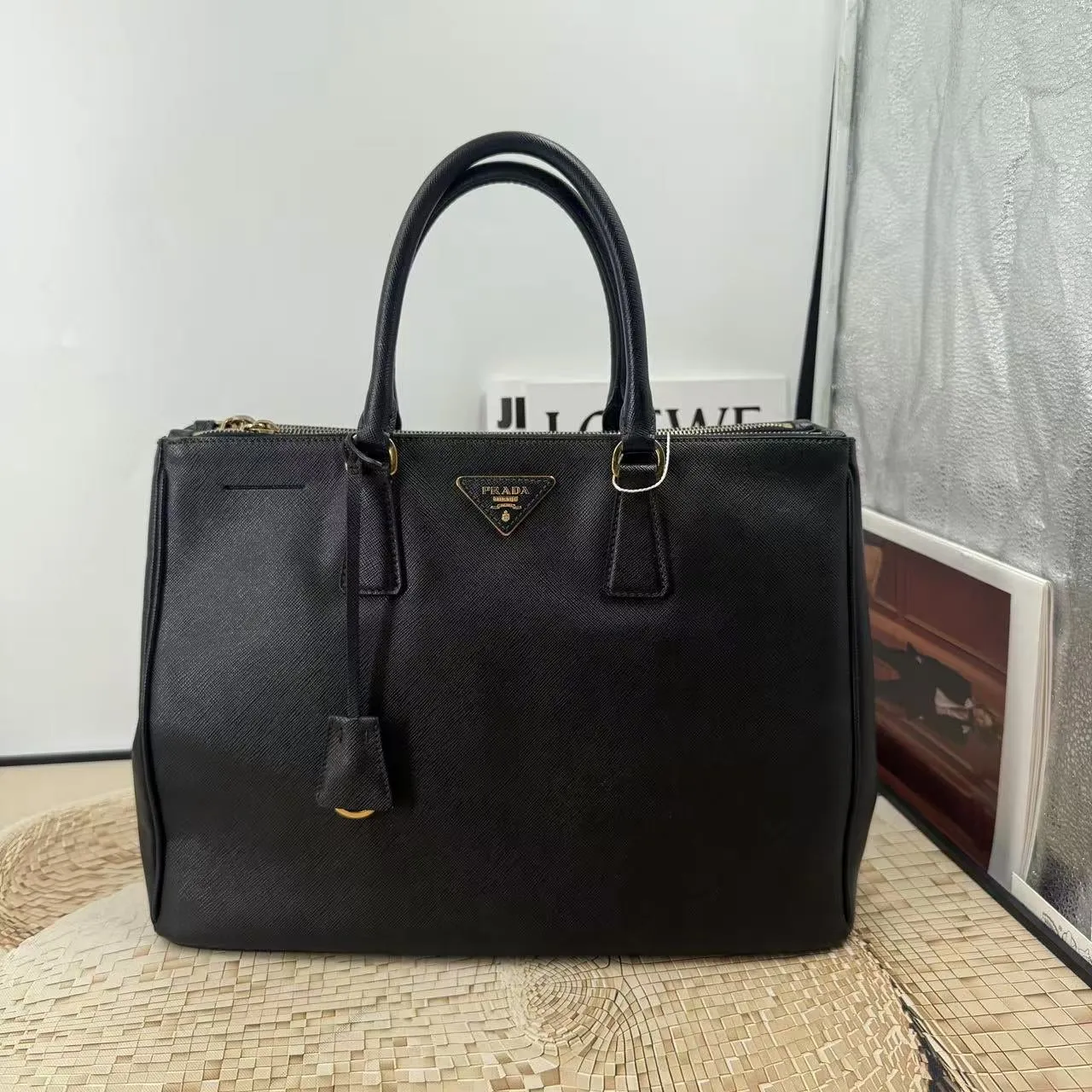 Leather Designer Handbag Priority shipping Powerful Saffiano Black Bag Preloved Tote Prada