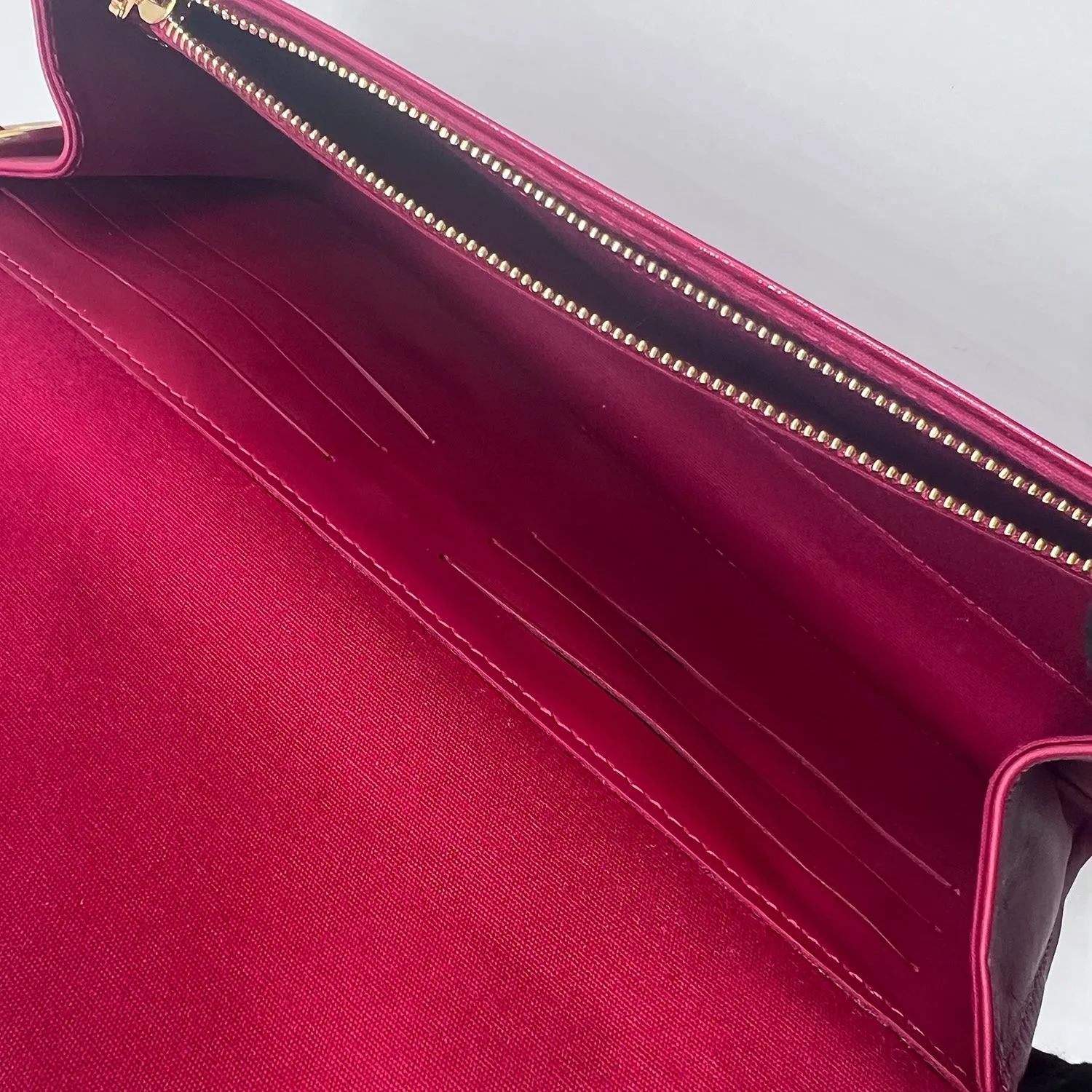 Louis Vuitton Rossmore Shoulder Bag in Red Monogram Vernis