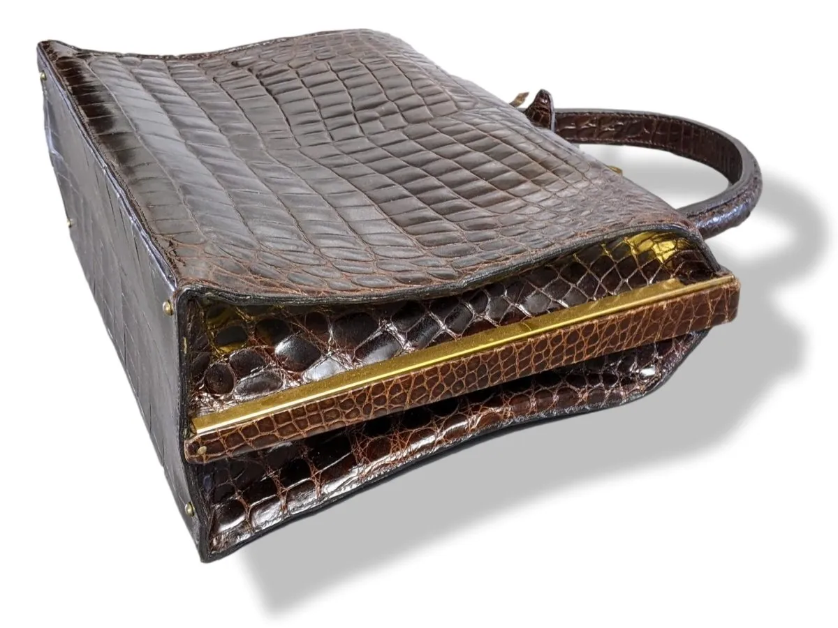 Louise Fontaine 1960s Chocolate Crocodile Big Retro Mallette Doctor Bag 34 with Key Superb!