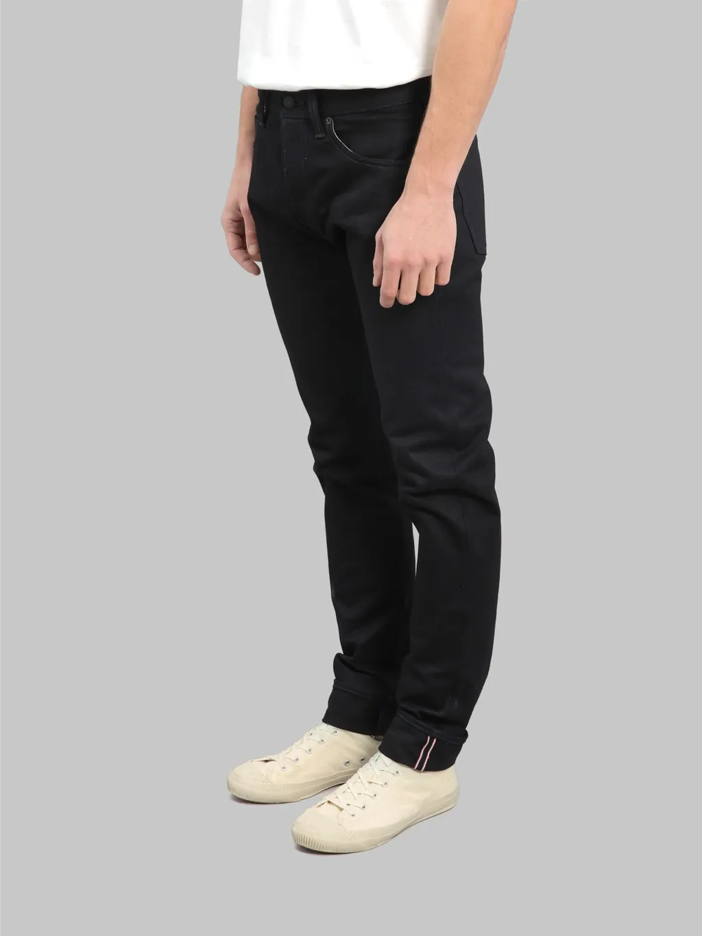 Momotaro 0405-IBSP 15.7oz Indigo X Black High Tapered Jeans