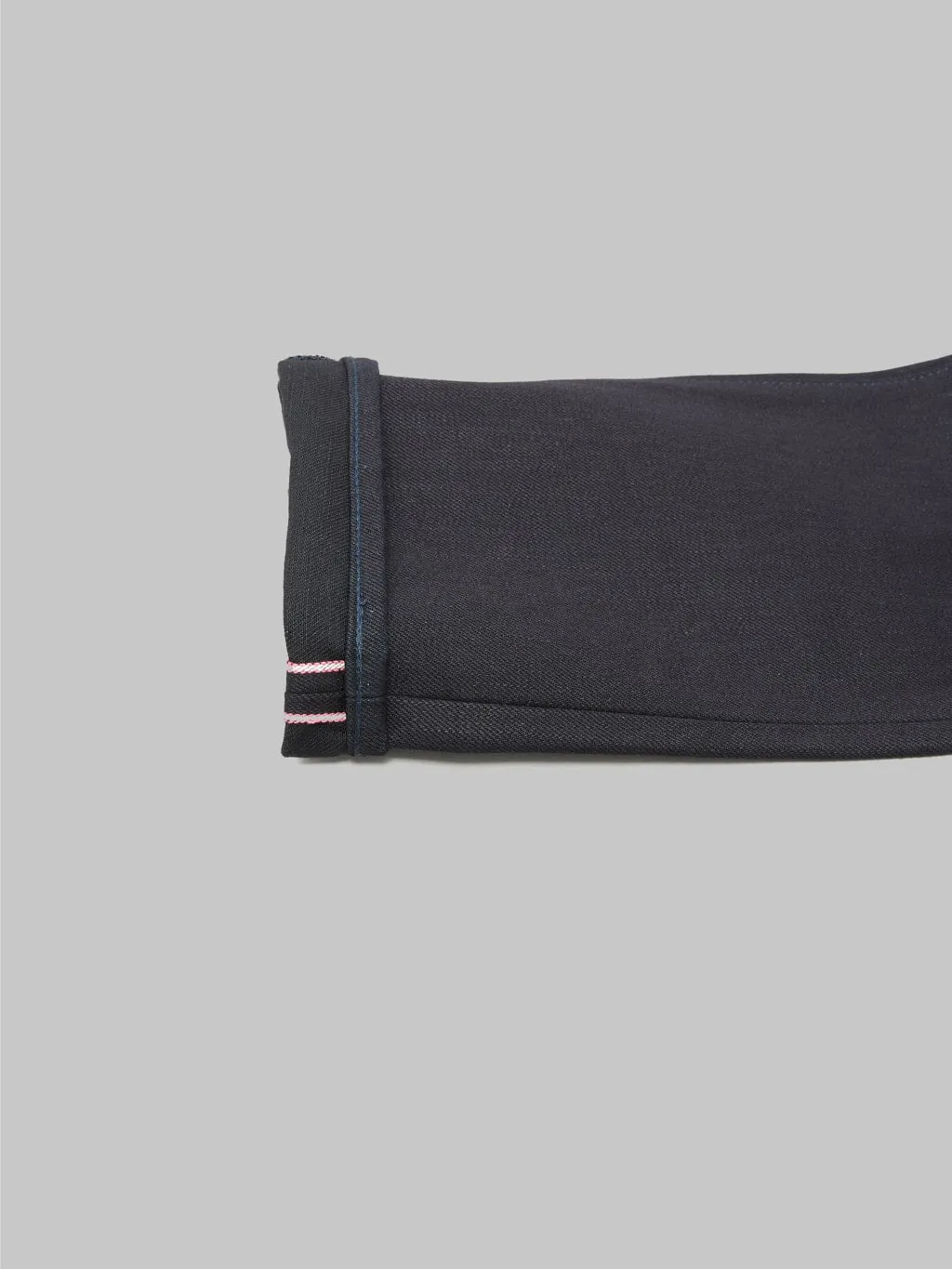 Momotaro 0605-IBSP 15.7oz Indigo X Black Natural Tapered Jeans