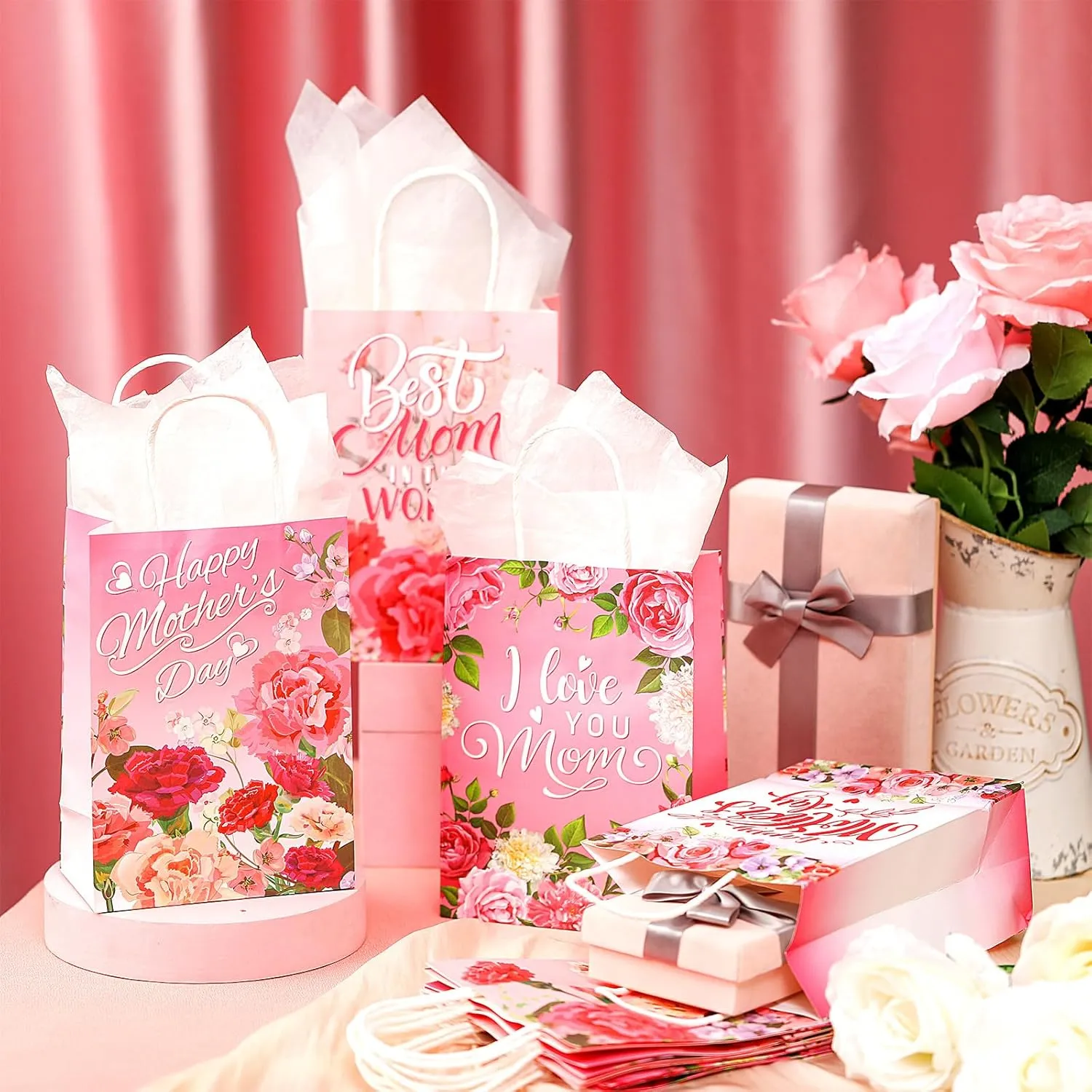 Motiskyy 30 Pcs Mother's Day Gift Bags Bulk with Handle Carnation Gift Bags for the Best Mom Paper Treat Wrap Favors Party Supplies (Mother's Day)