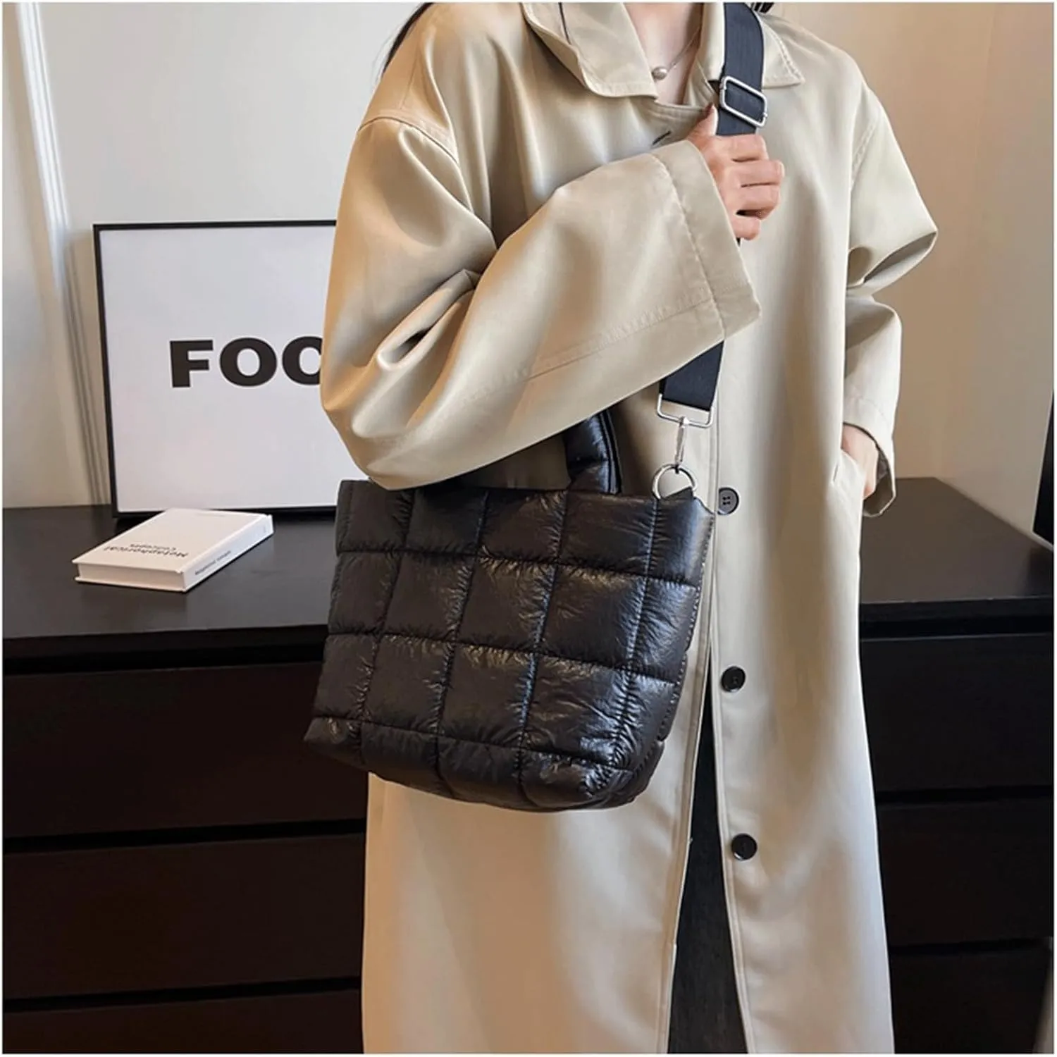 Puffer Tote Bag with Pendant Quilted Shoulder Bags for Women Lightweight Handbag Puffy Cross Body Bags