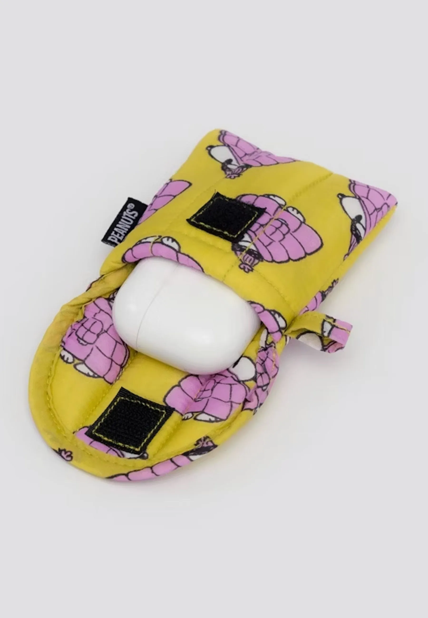 Puffy Earbuds Case - Mini Puffer Snoopy
