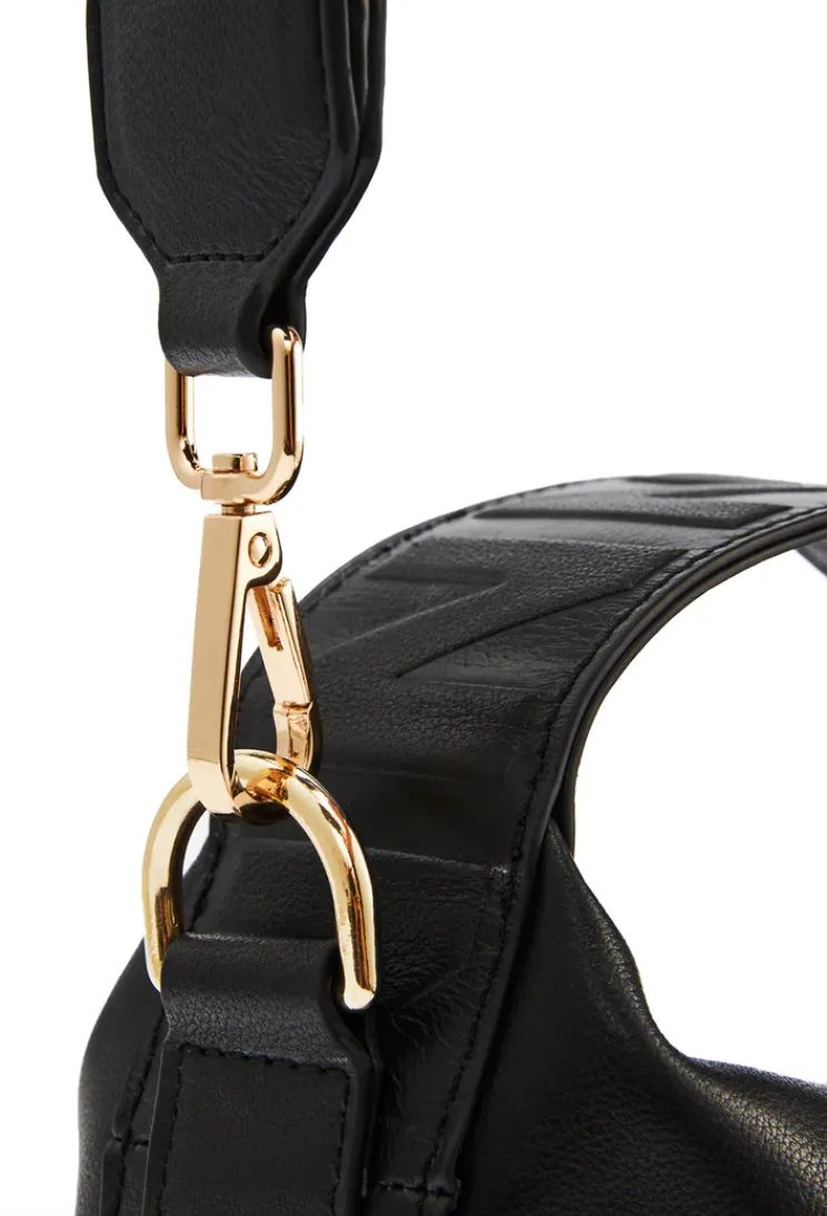 Roxi Black
