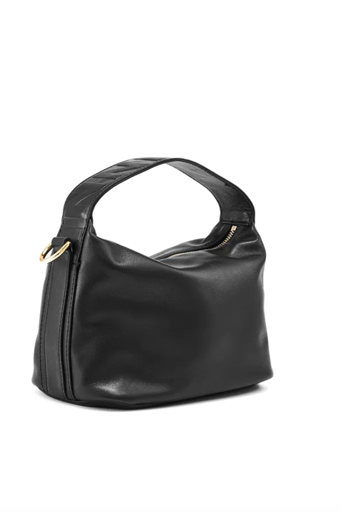 Roxi Black
