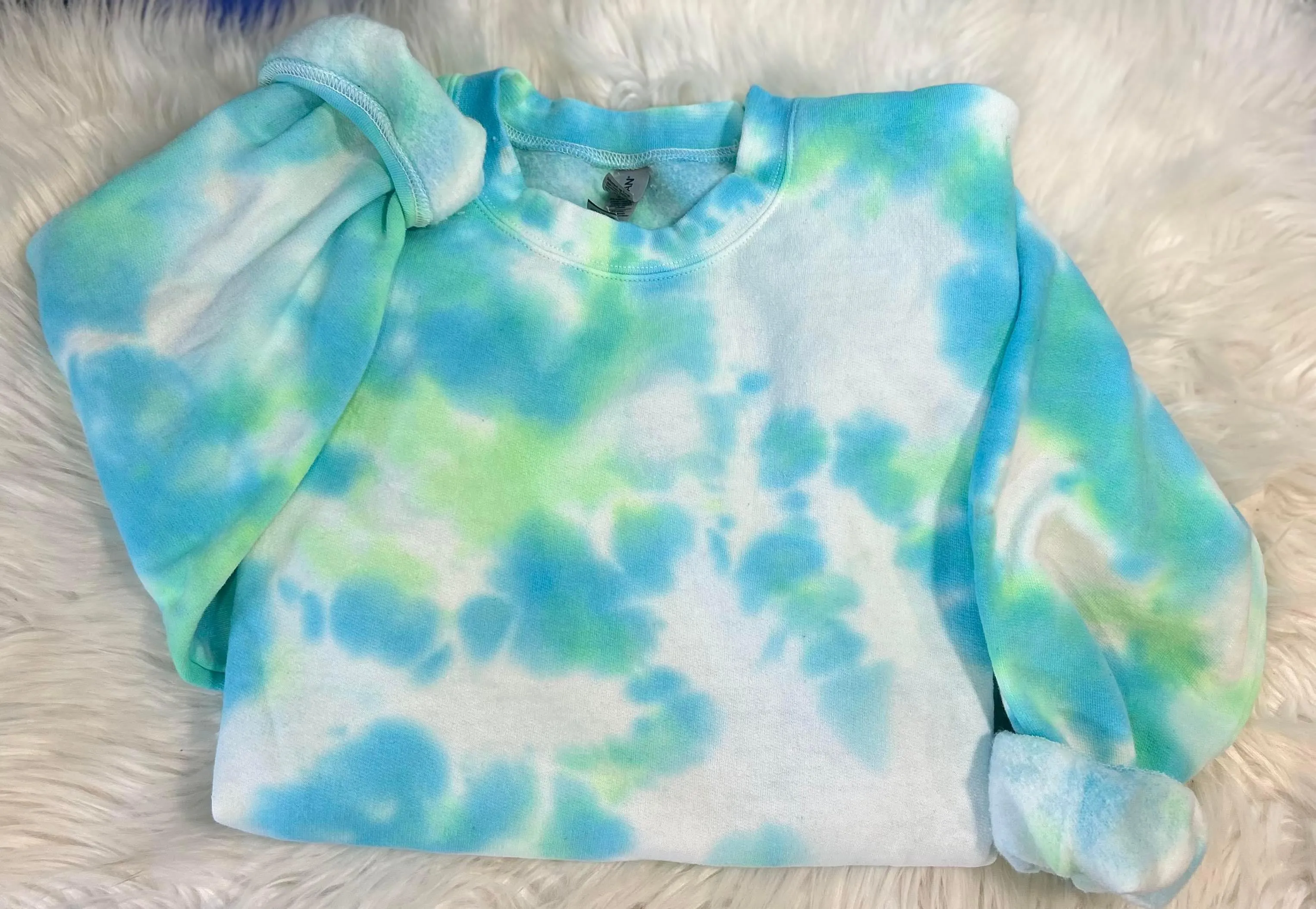 RTS Tie Dye Blank Sweatshirt in Ocean Blue