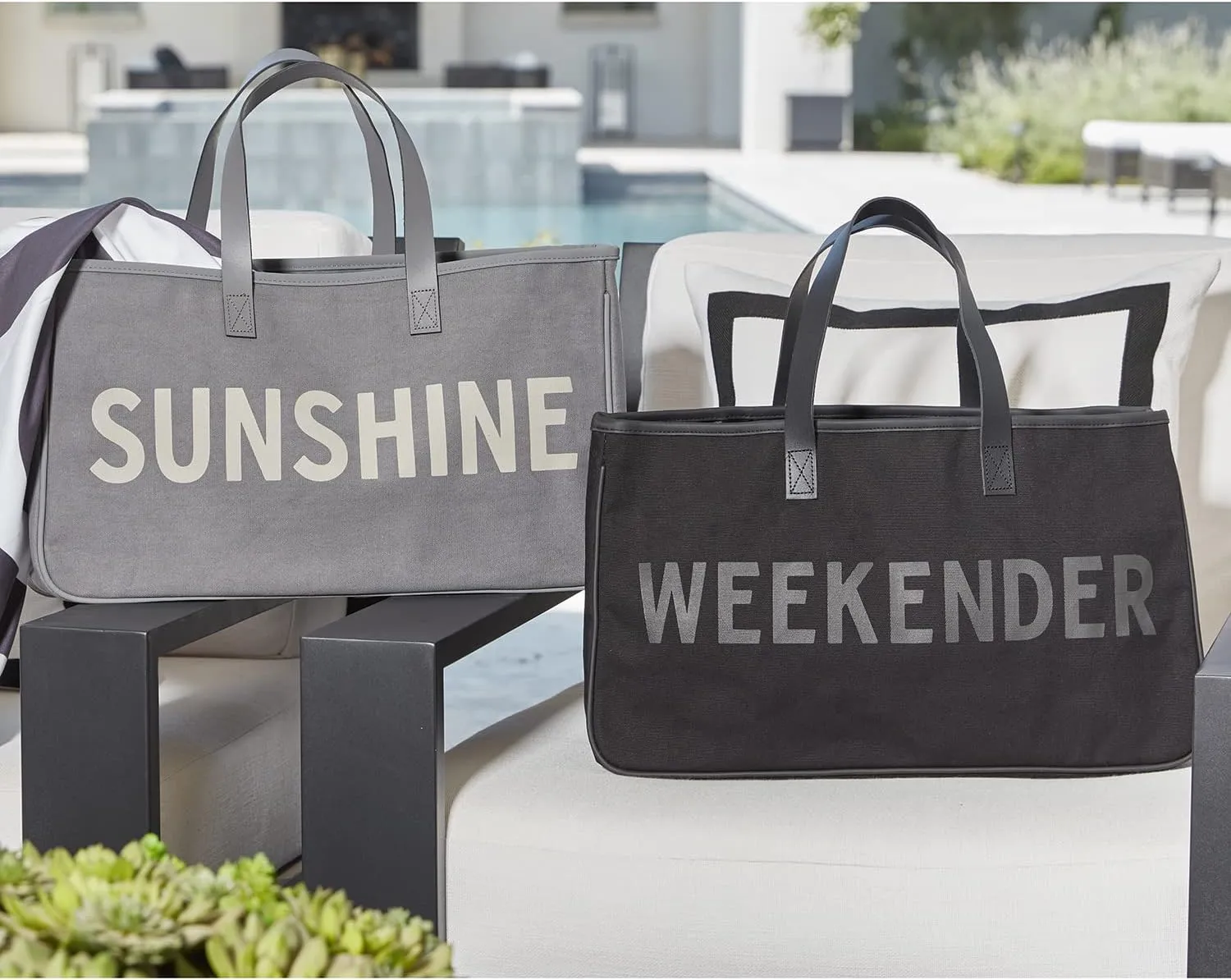 Santa Barbara Design Studio Casual Everyday Tote Bag