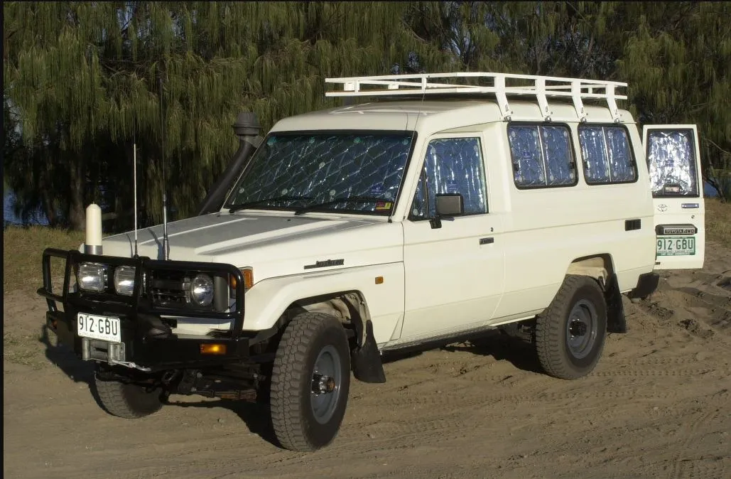 SOLAR SCREEN - FULL SET FOR WAGON VEHICLE SPECIFIC