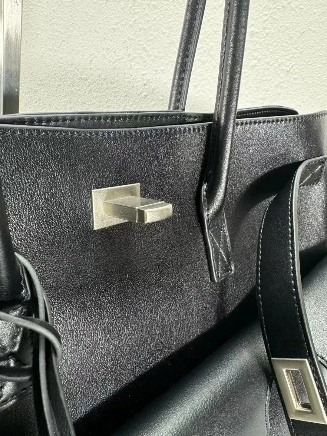 The Royal Luxe Tote