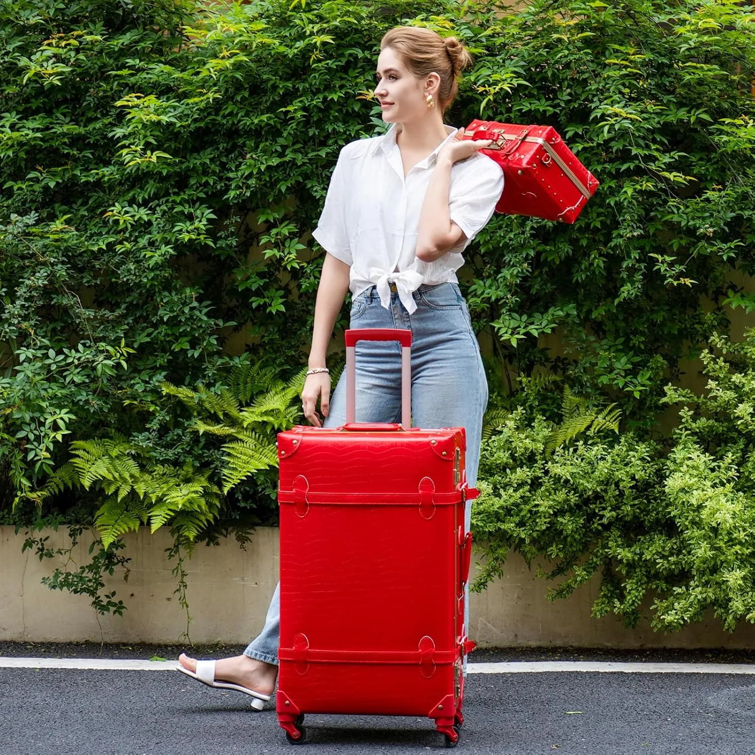 urecity Cute Vintage Look Lightweight Spinner Luggage Set of 2 Pieces, Travel Set includes a Tote Bag, Luxury Designer Retro Trunk Luggage (26" 12", Red)
