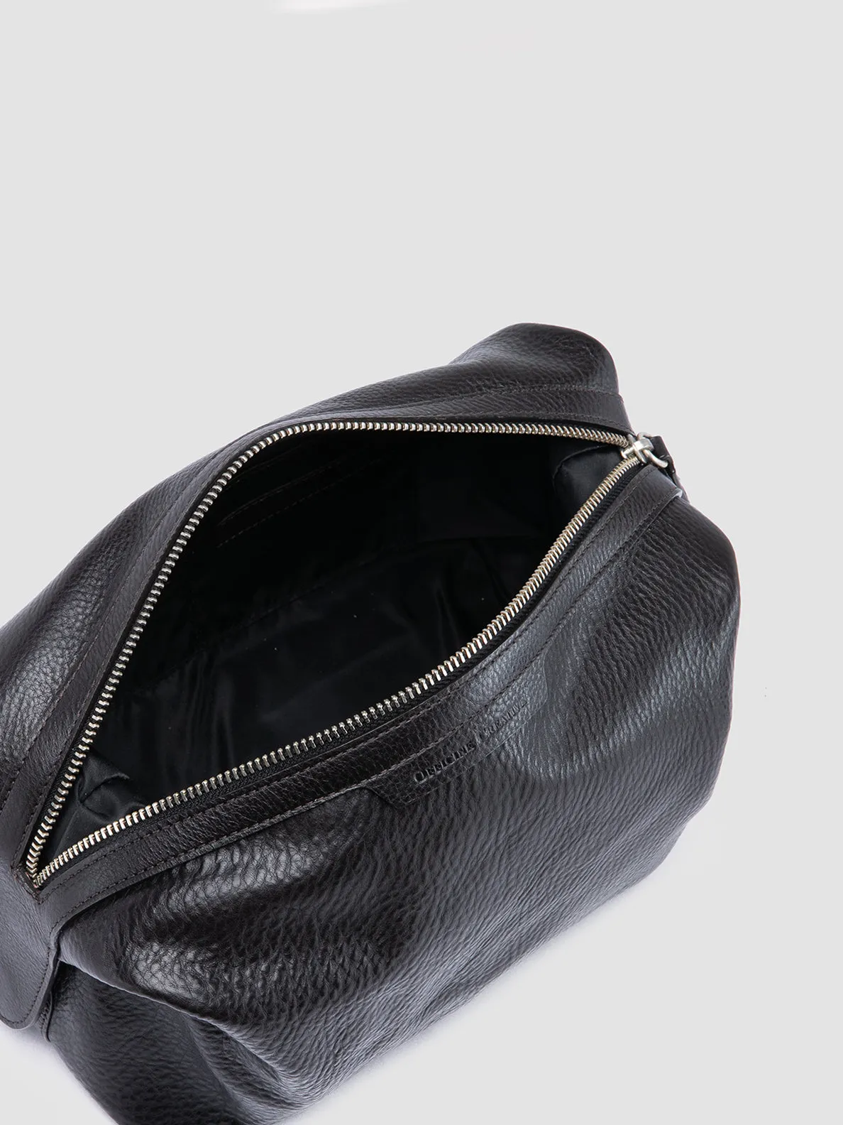 VANITY CASE 001 - Black Leather Pouch