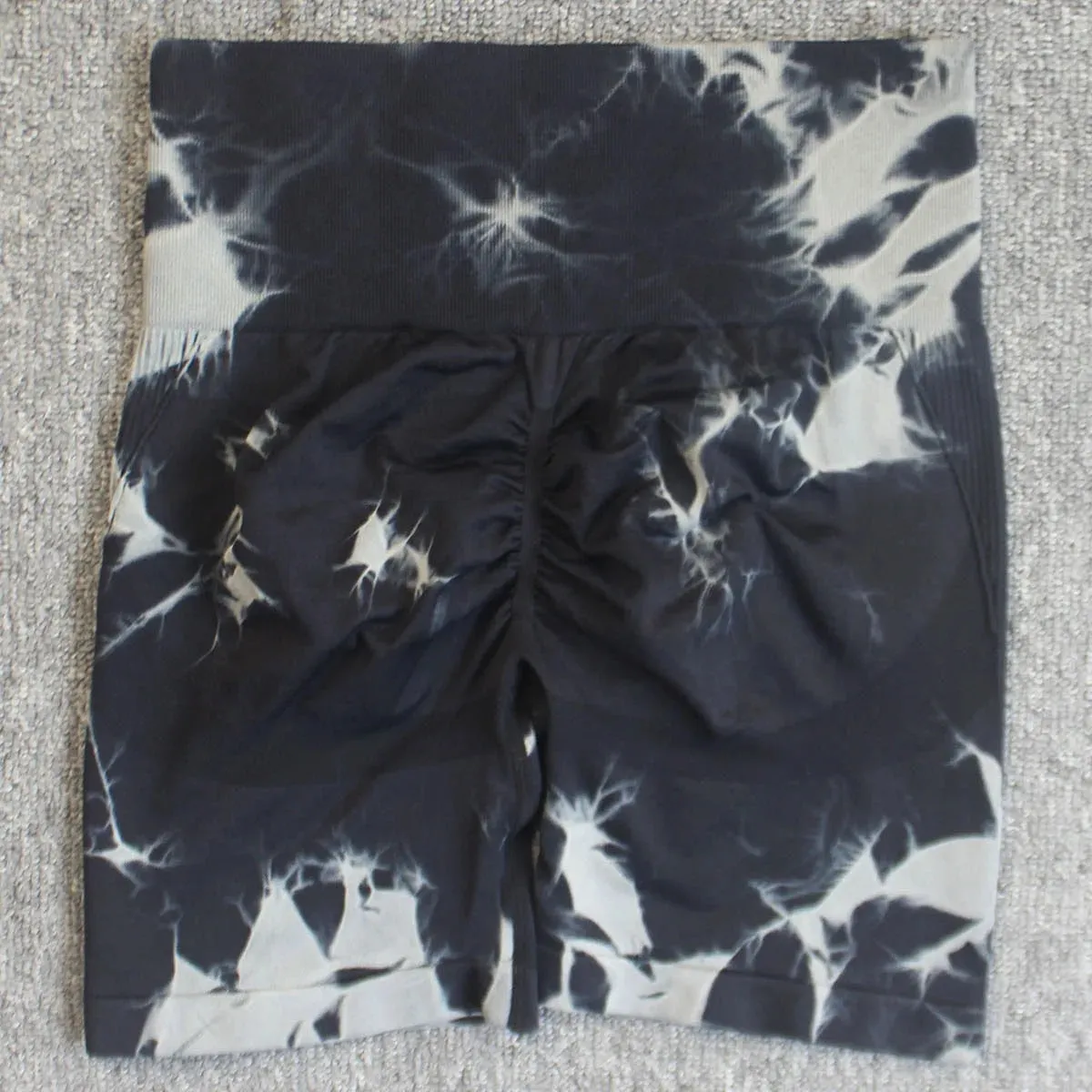 Viral Tie Dye Shorts (Size Up)