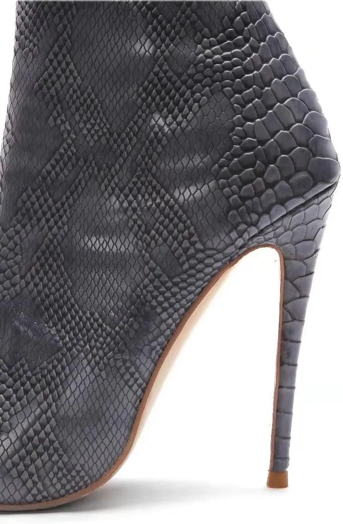 Women Sexy Snake Skin Printed Over the Knee Stiletto Boots Pointed Toe Embossed High Heel Shoes