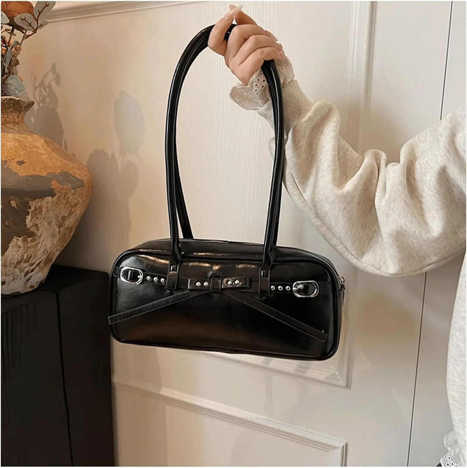 Y2k Purse 2000s Vintage Going Out Shoulder Street Girly Bowling Bag Goth Cute Grunge Sleek Coquette Leather Studded Purses